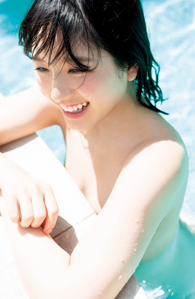 Nana Owada (大和田南那) photo book image