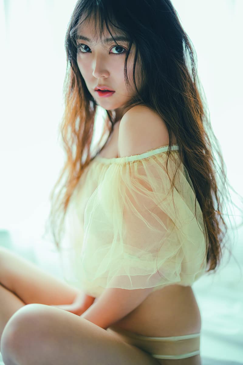 Miru Shiroma (白間美瑠) photo book image