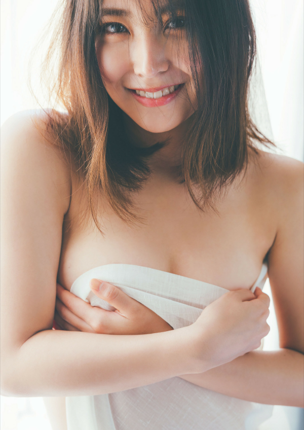 Miru Shiroma (白間美瑠) photo book image