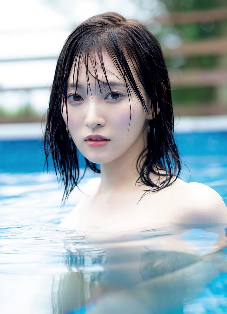 Haruka Kodama (兒玉遥) photo book image